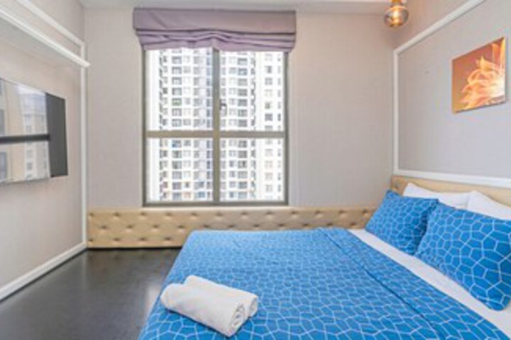 Room 143 of 155