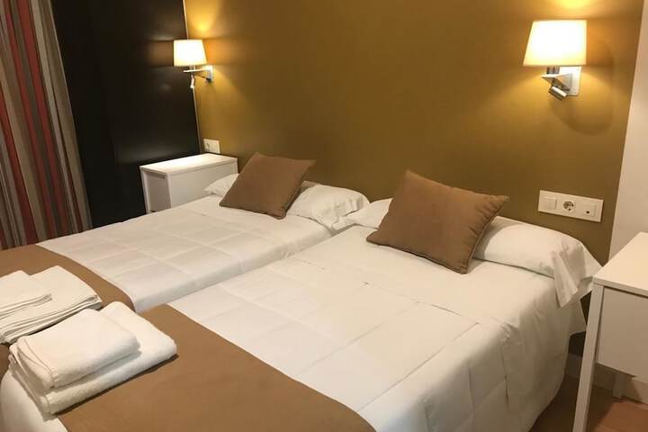 Room 11 of 101