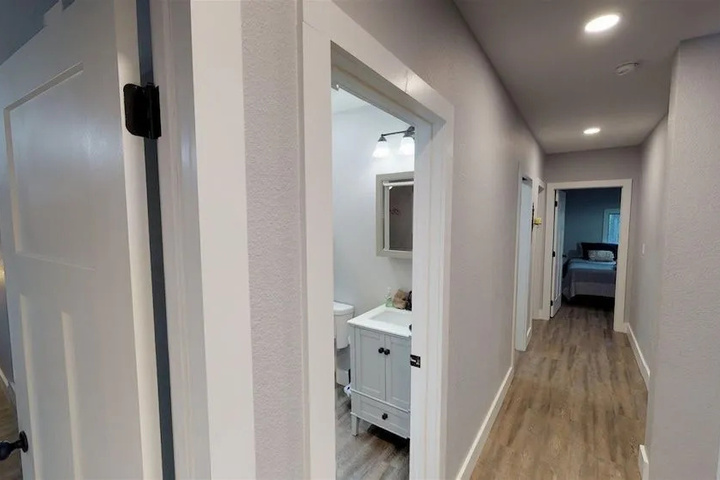 Room 5 of 23