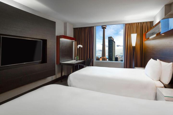 2 Double Beds (5 of 5)