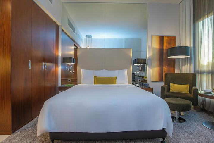 Room 48 of 114