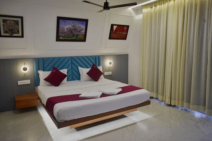 Room 4 of 41