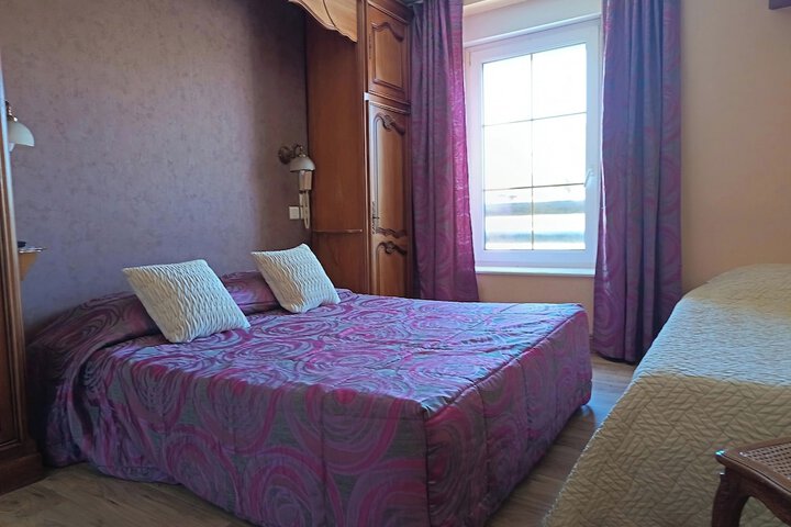 Room 18 of 44