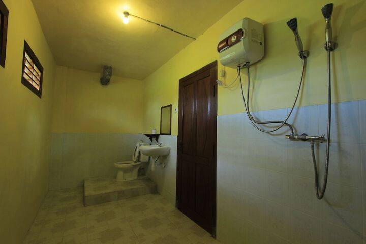 Room 8 of 36