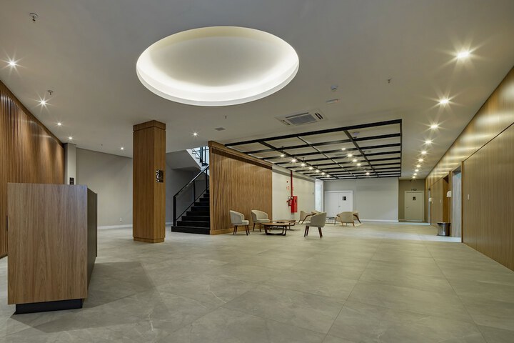 Business Center 61 of 62