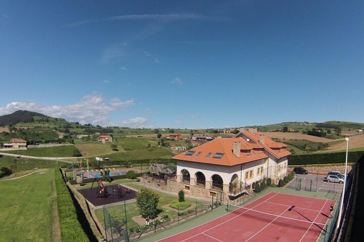 Sport court