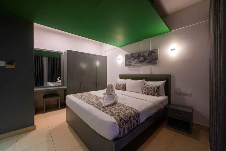 Room 8 of 29
