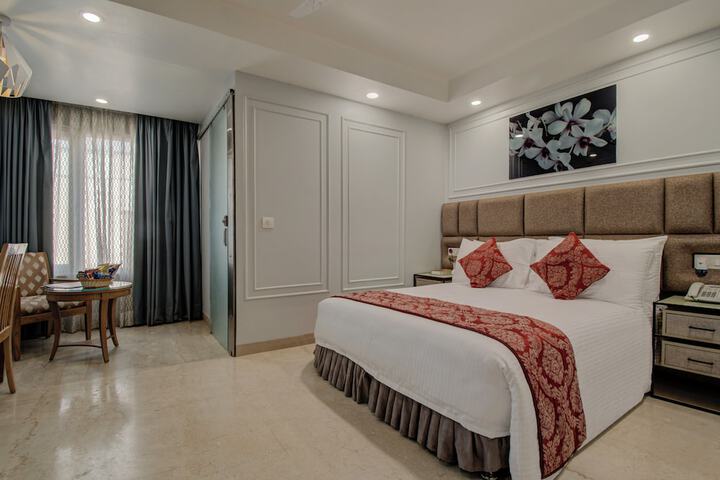 Room 16 of 45