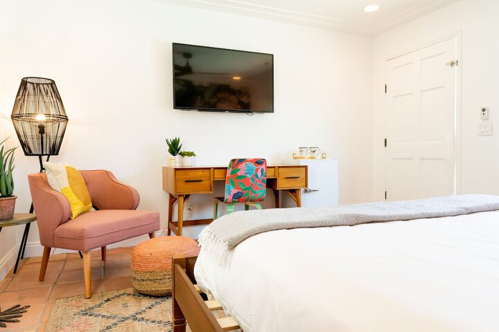 Room 12 of 95