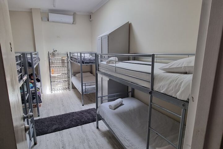 Room 7 of 26
