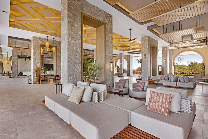 Hotel Interior 4 of 64
