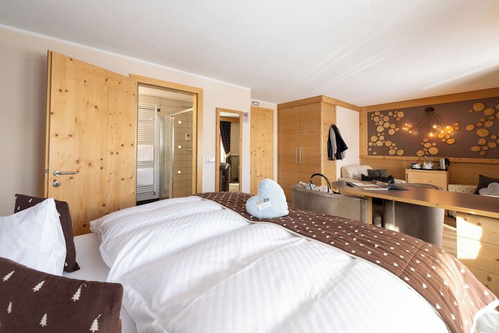 Room 13 of 91
