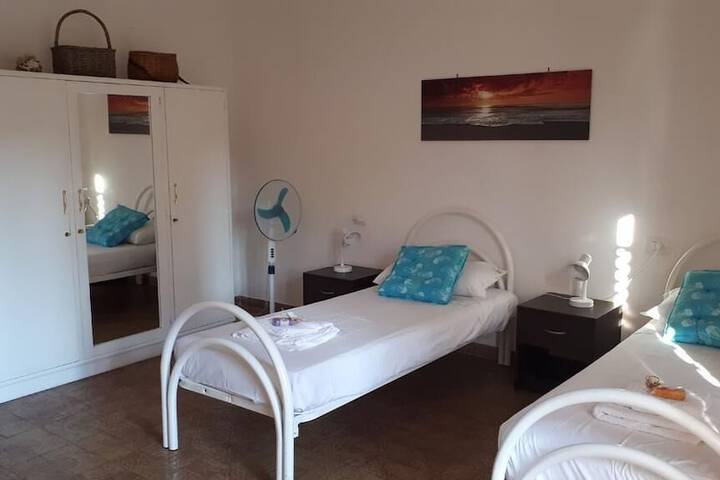 Room 8 of 13