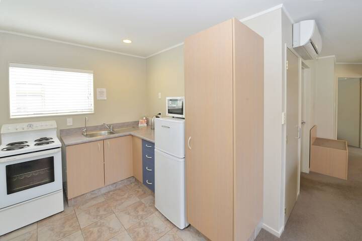 Room 5 of 35