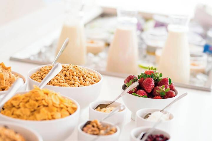 Breakfast meal