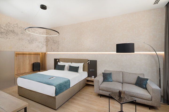 Room 21 of 55
