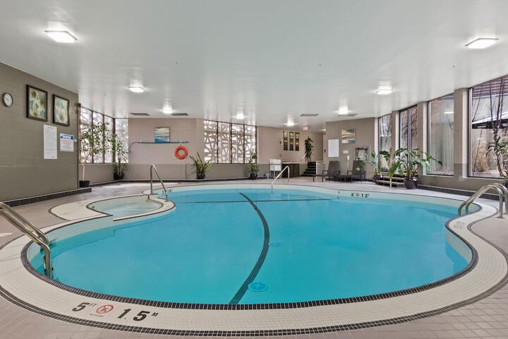 Hotel with Pool