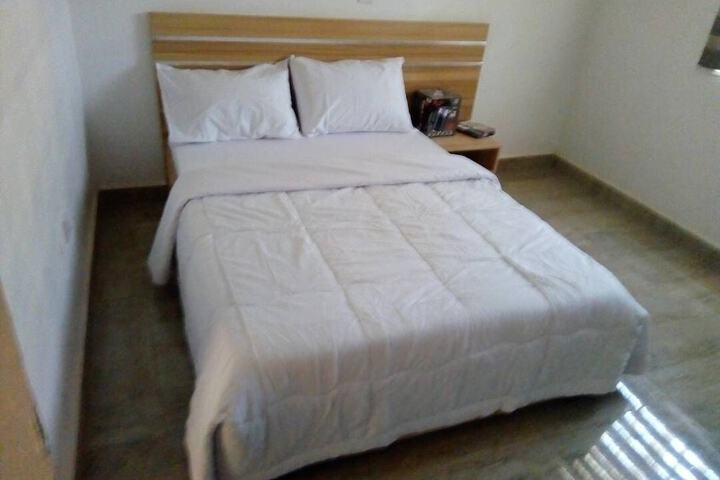 Room 3 of 12