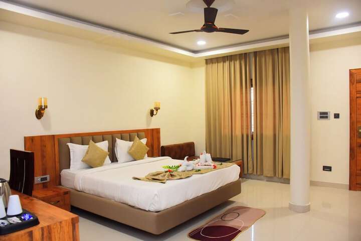 Room 14 of 82