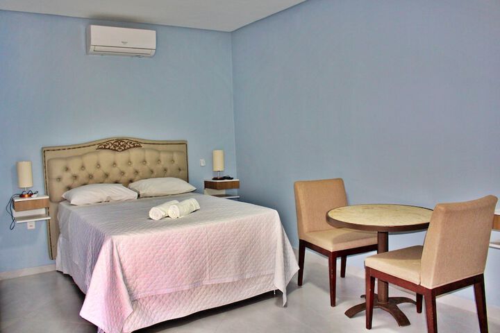 Room 10 of 43