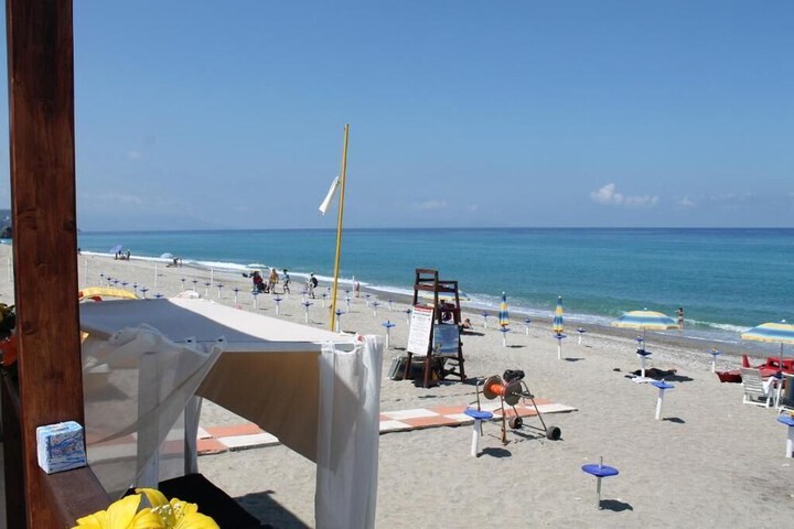 Beach 30 of 38