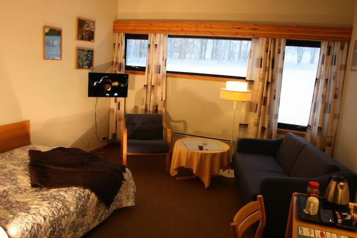 Room 12 of 47