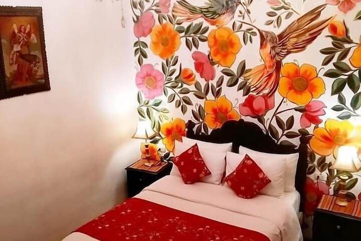 Room 6 of 18