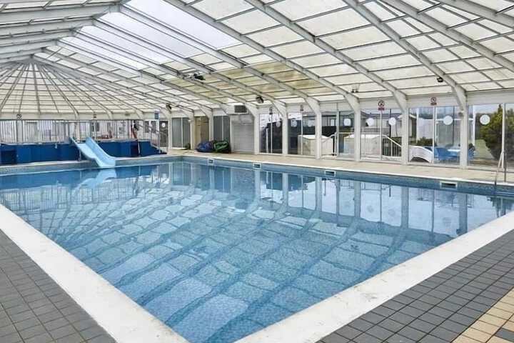 Pool 8 of 24