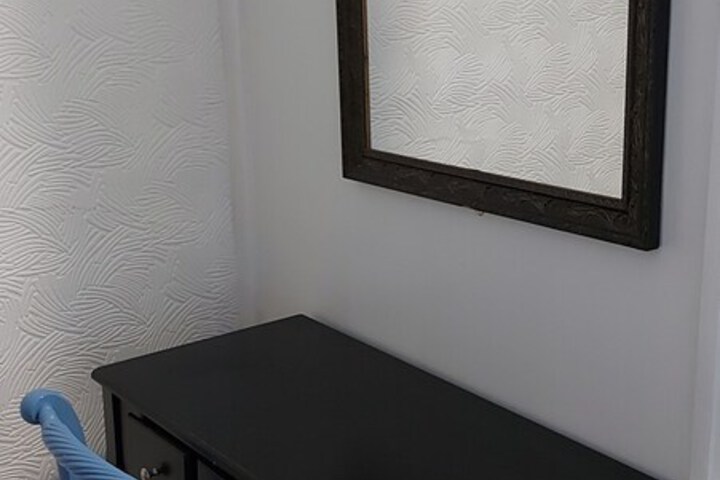 Room 10 of 51