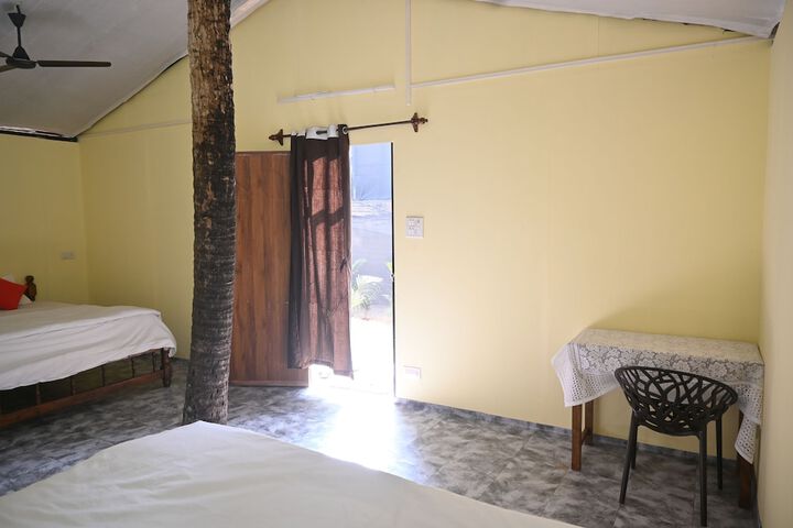 Room 5 of 23