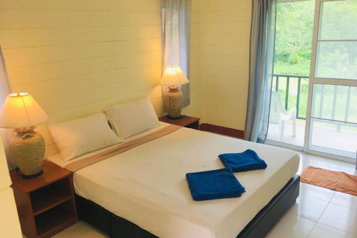 Room 9 of 21