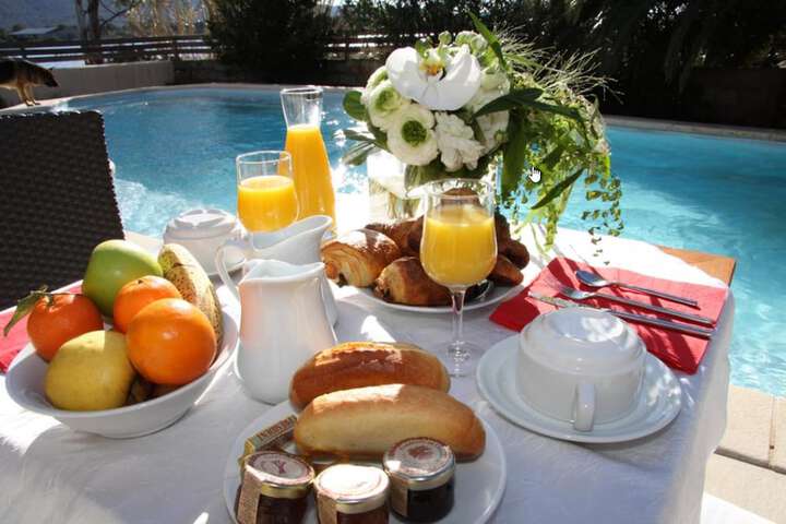 Breakfast/Coffee Service 39 of 53