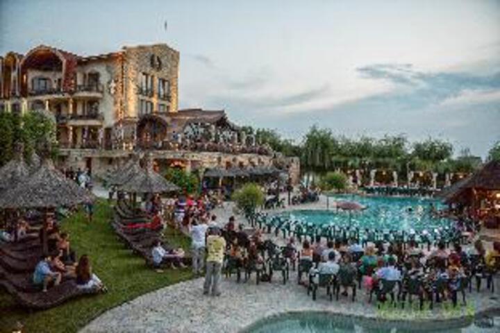 Hotel 7 of 23