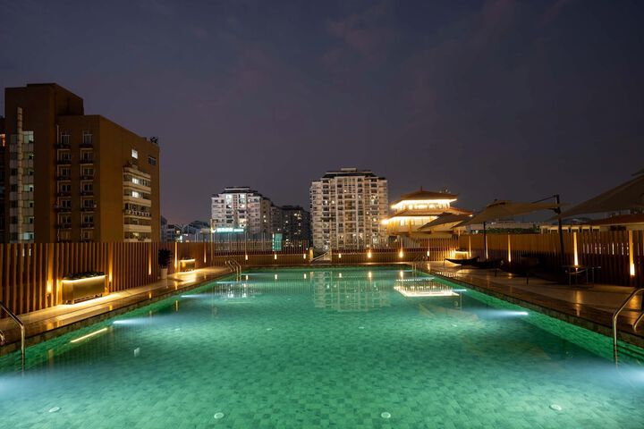 Pool 27 of 53