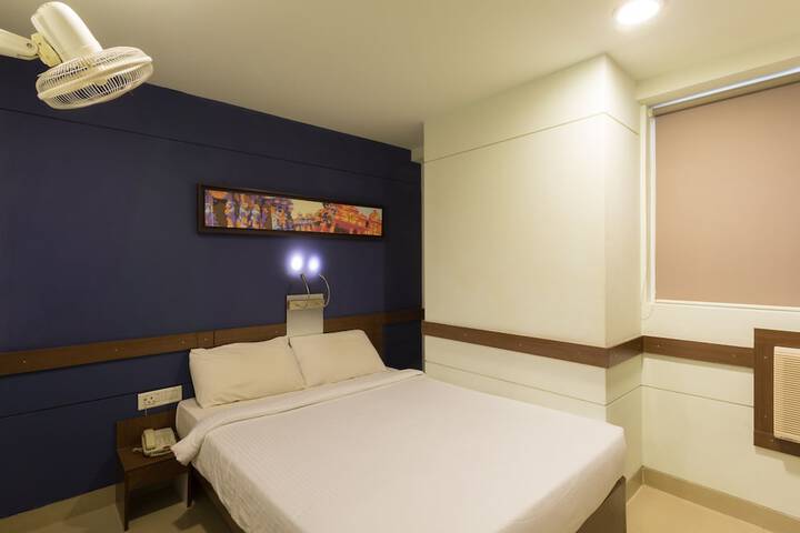 Room 16 of 39