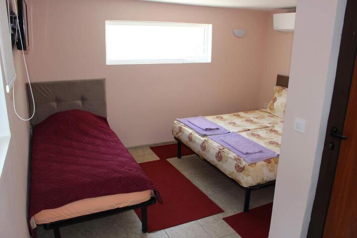 General 7 of 42
