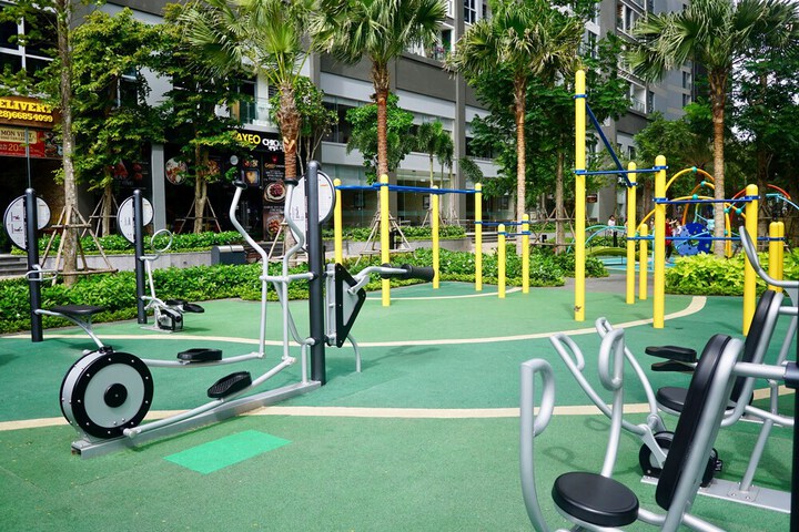 Health and Fitness 26 of 33