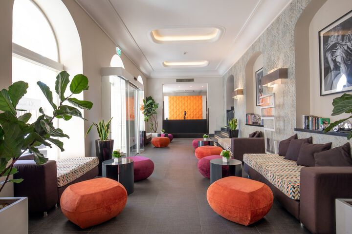 Hotel Interior 4 of 43