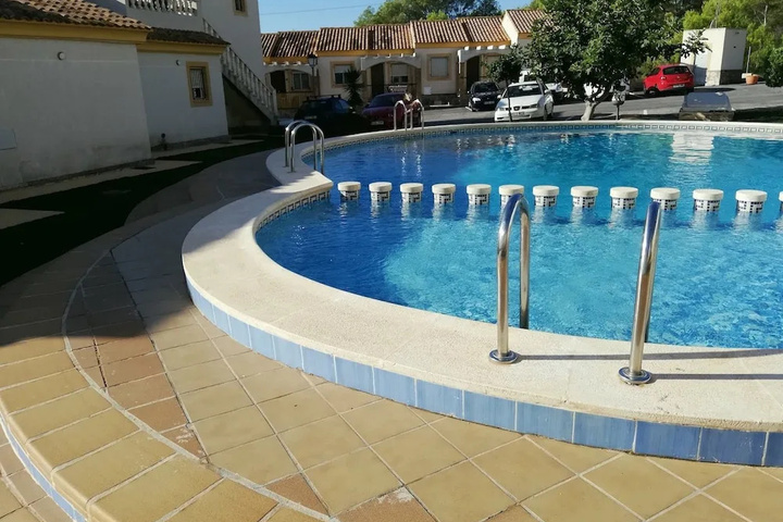 Pool 8 of 13