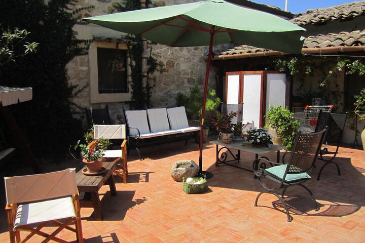 Terrace/Patio 27 of 57