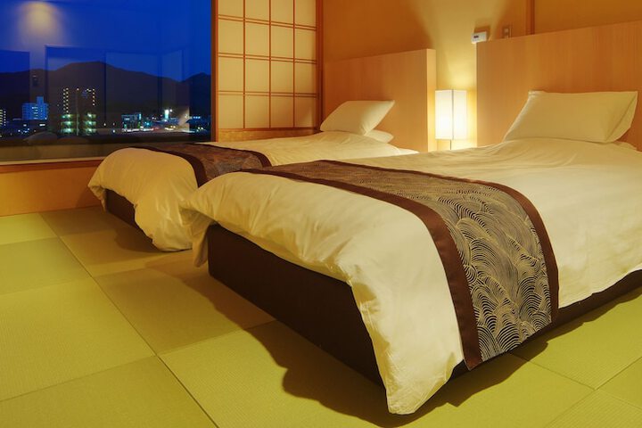 Room 17 of 65
