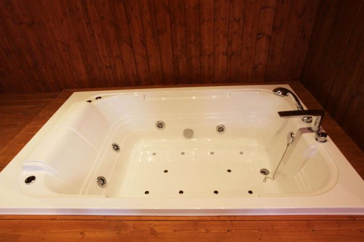 Photo 18