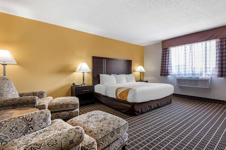 1 King Bed Upgrade (2 of 2)