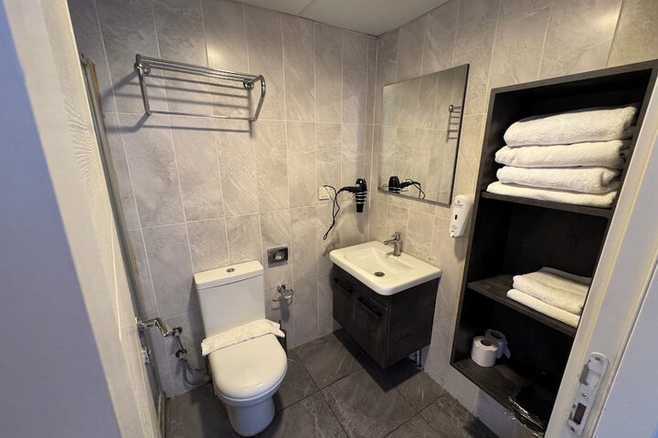 Room 15 of 21