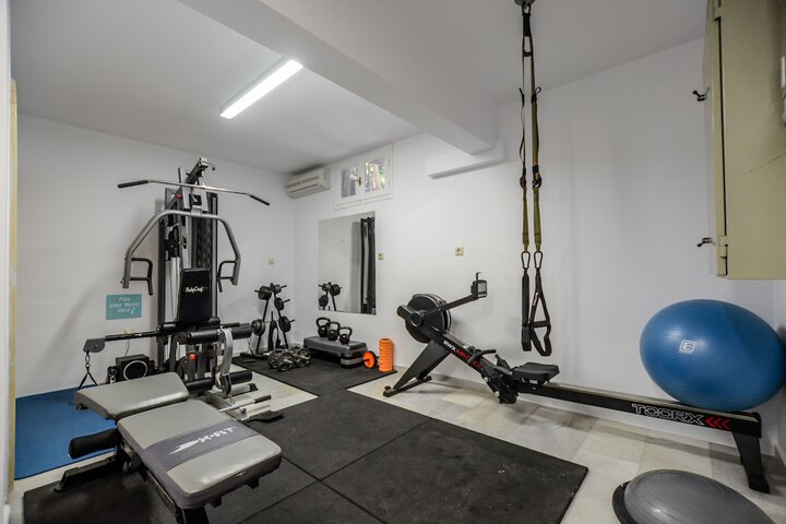 Health and Fitness 168 of 209