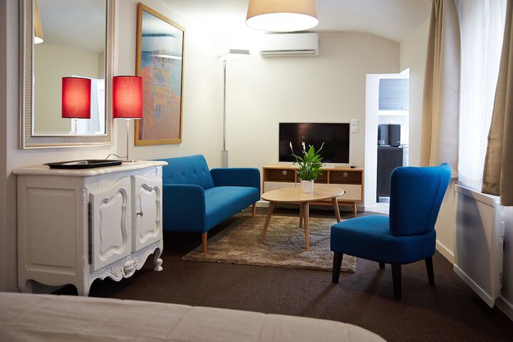 Room 45 of 63