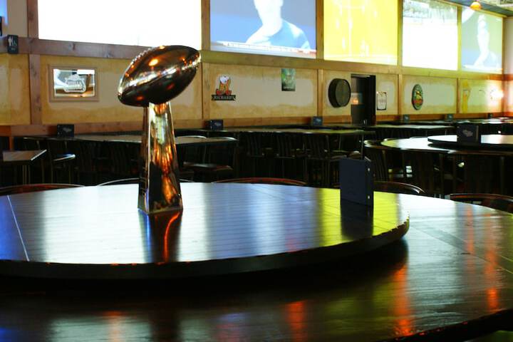 Sports bar