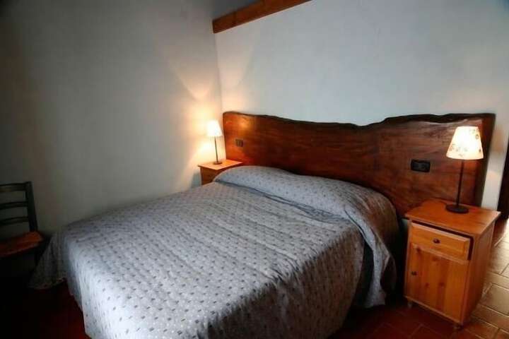 Room 10 of 43