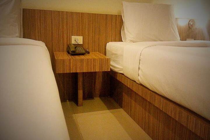 Room 22 of 52