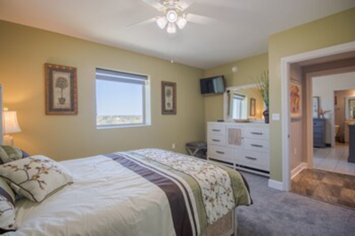 Room 25 of 32